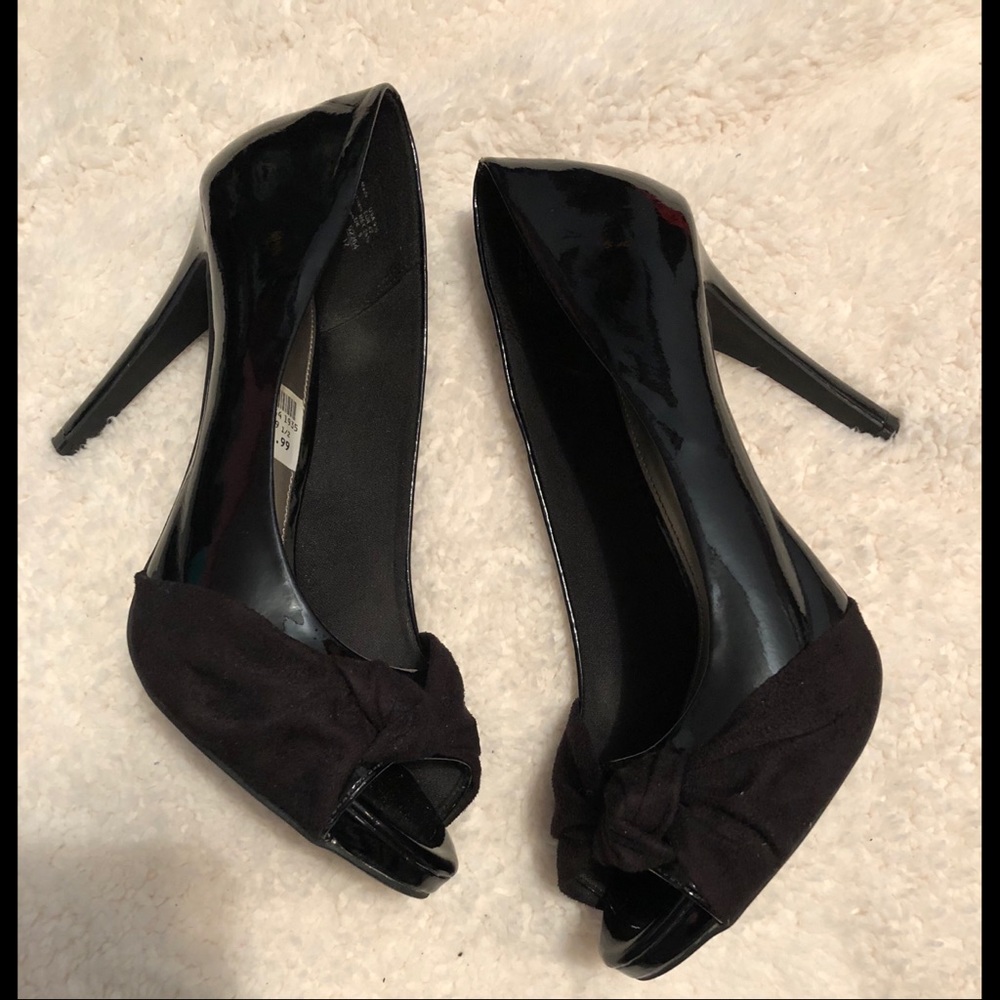 Black High Heels 9 1/2